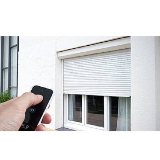 Rulouri si plase pentru insecte