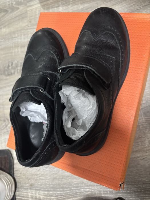 Продам туфли для мальчика