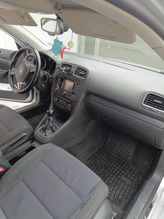 VOLKSWAGEN Golf 2011 — imagine 3