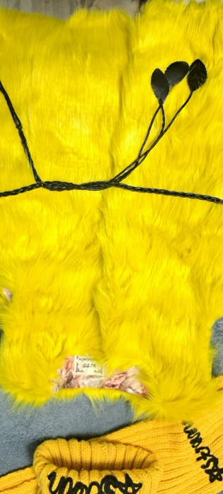 Елече, шапка и шал