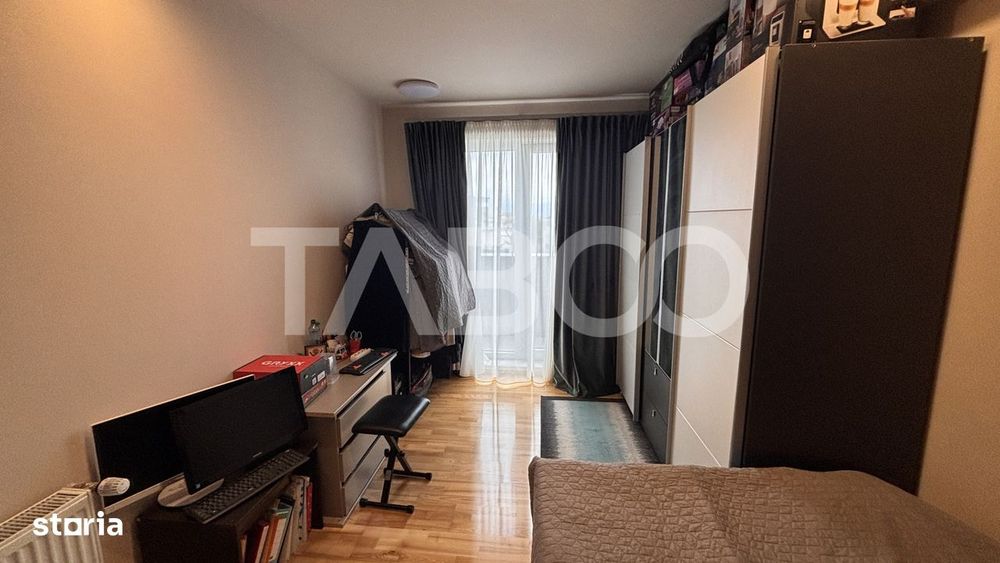 Penthouse 3 camere si doua locuri parcare de vanzare in City Residence