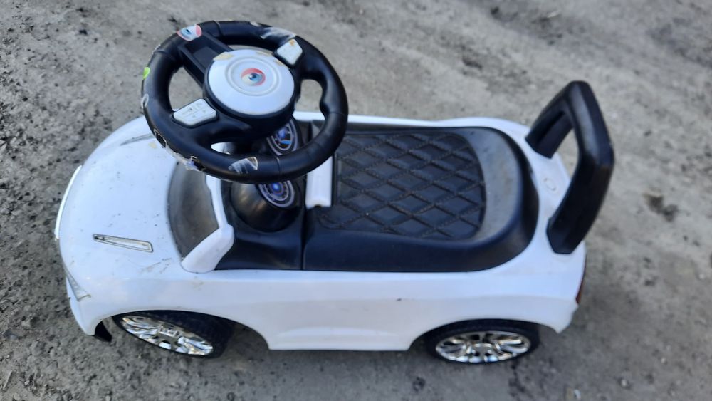 СРОЧНО Продам Машинку белую