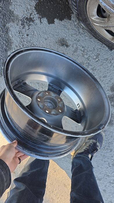 Диски на бмв 17  продам