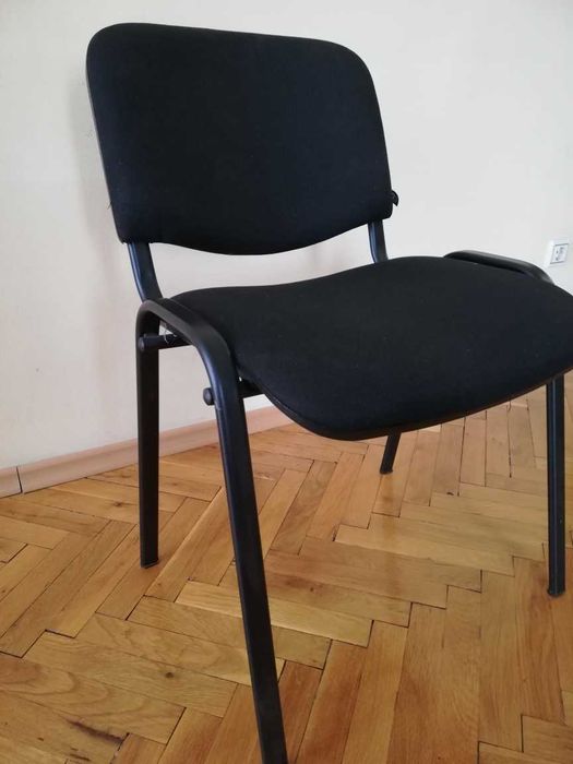 продавам офис столове 2 вида