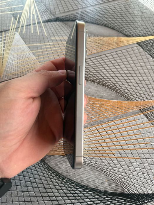 Iphone 15 pro…..