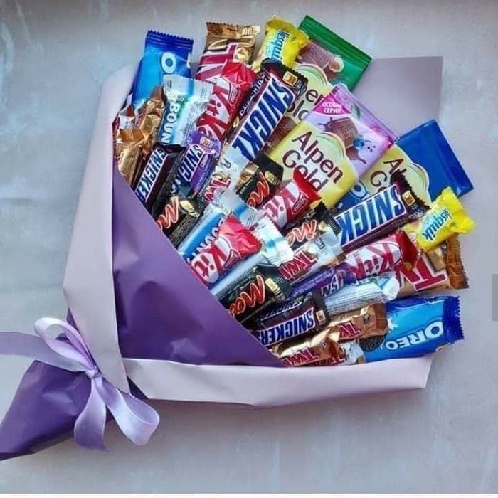 Живые цветы в шаре , оригинальные подарки