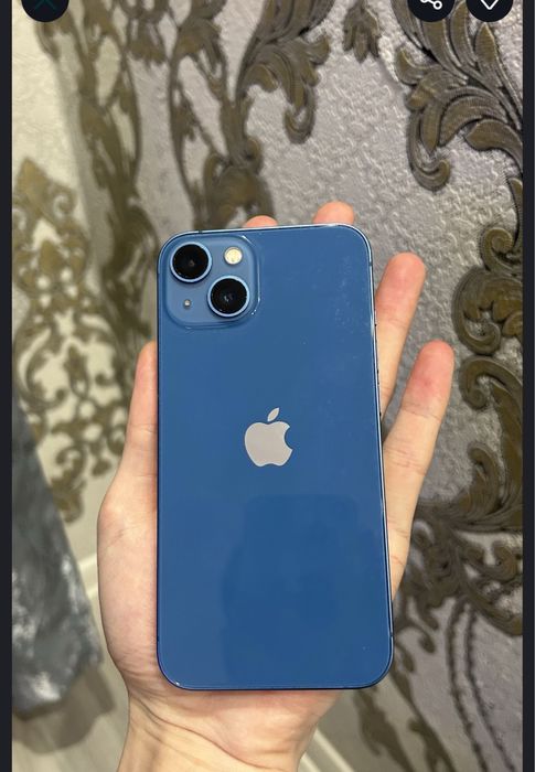 Продам Айфон 13