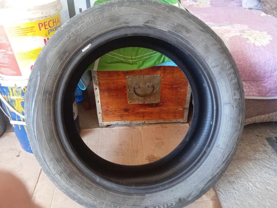 Продам шины почти новый