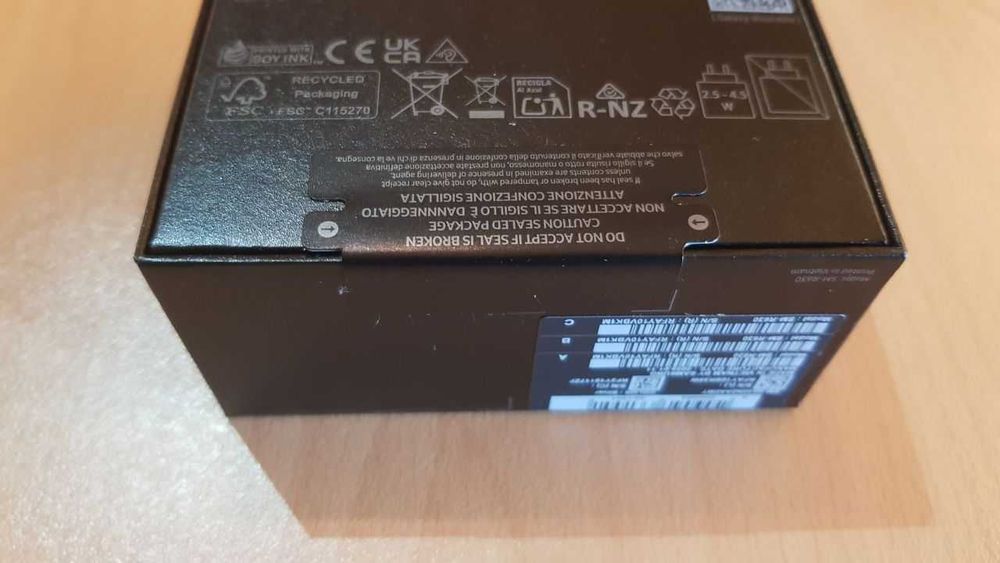 Samsung Galaxy Buds3 Pro (Сребърни) + Кутийка - НЕРАЗПЕЧАТАНИ, В Гаранция