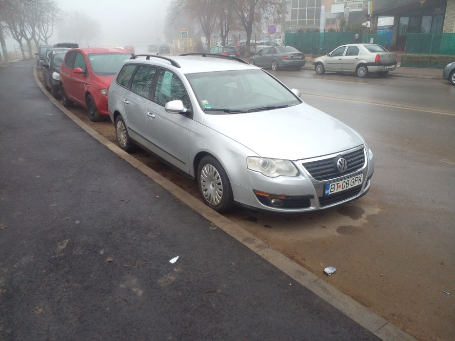 Vw Passat b6  2.0 tdi  140 cp   euro 5  an fab. 2010  pret 2950euro