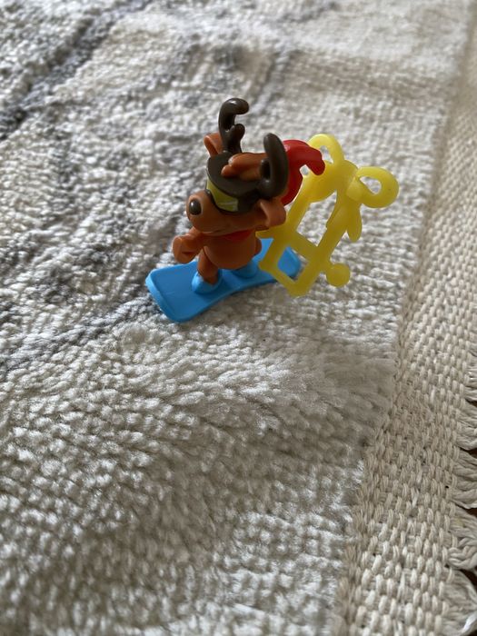 Каждая фигурка 100 тг