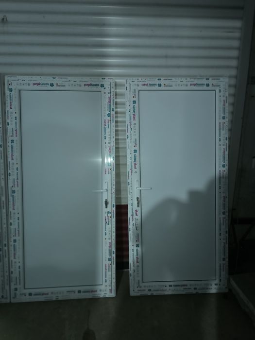 Ușa PVC 880+1880 cu sticla termopan