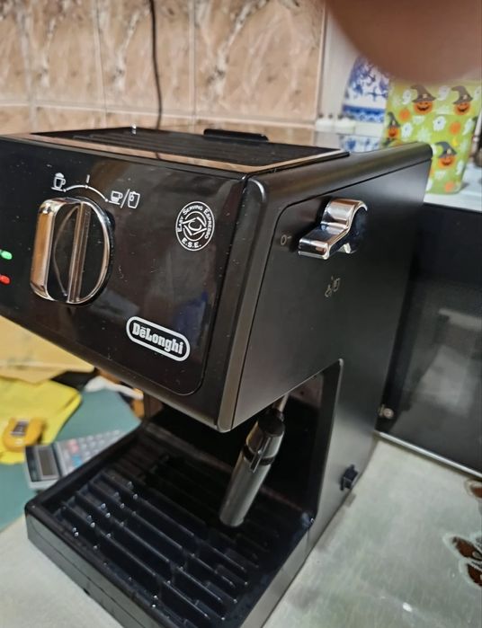 Espressor de cafea DeLonghi
