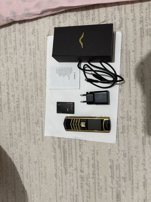 Сотка Vertu с крутой номером