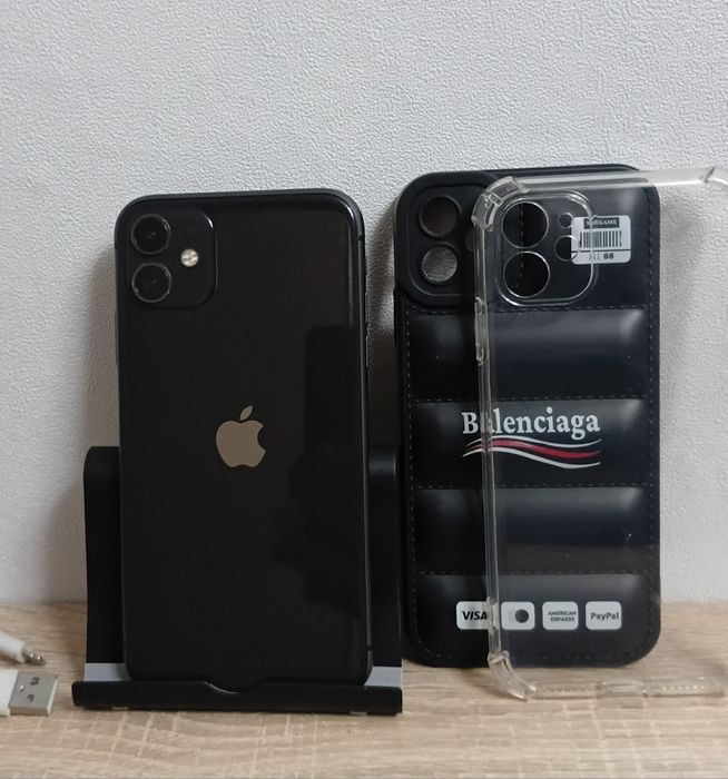 Iphone 11 .  Акб 75%     .