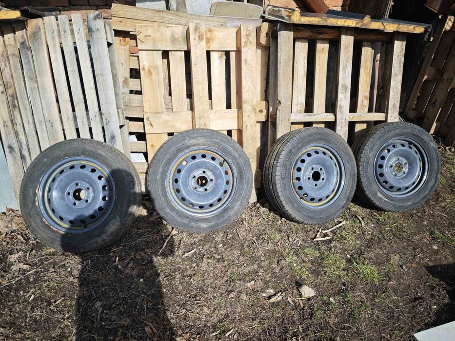 Гуми с джанти 205 65 16 С бусови за рено или опел