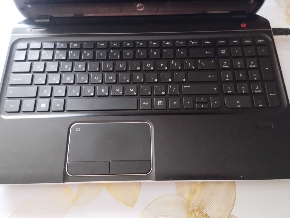 ноутбук HP ENVY dv6