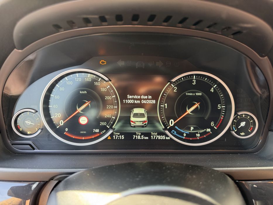 BMW 5 Series 2013 — imagine 5