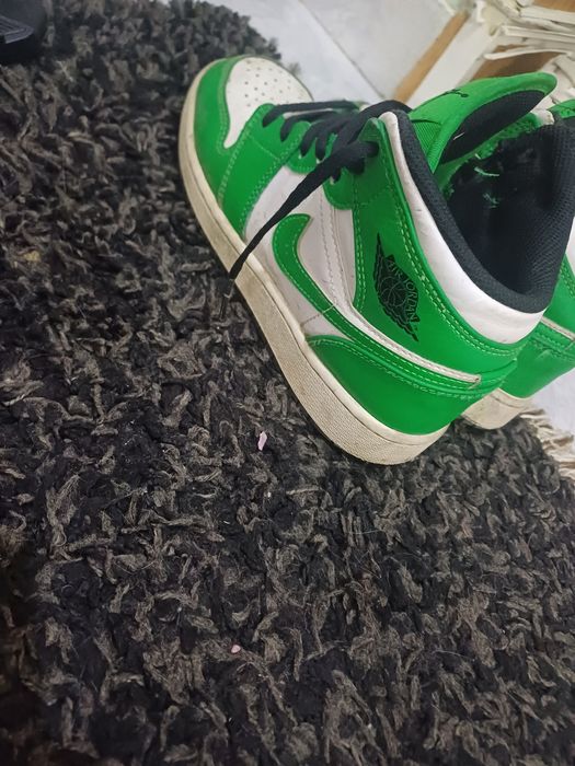 Jordan 1 mid lucky green