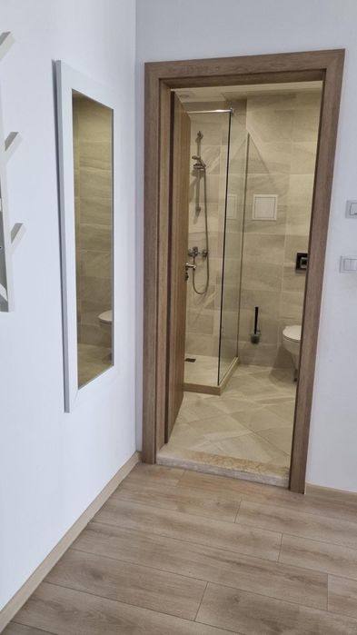 Дава се под наем Двустаен апартамент в Варна, Център - 70 кв.м за 750 € - Снимка #10