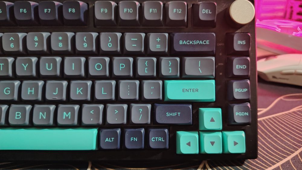 Игровая механическая клавиатура VGN N75 (75%) — мягкие серые свитчи