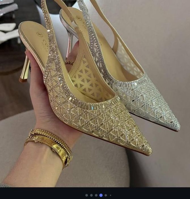 Продам туфельки новые