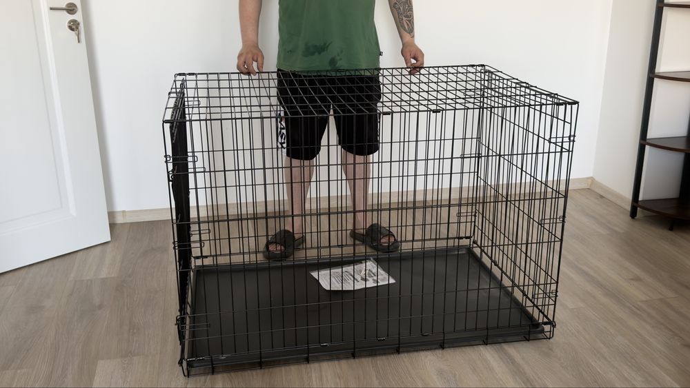 Vând cuscă nouă, pliabilă.