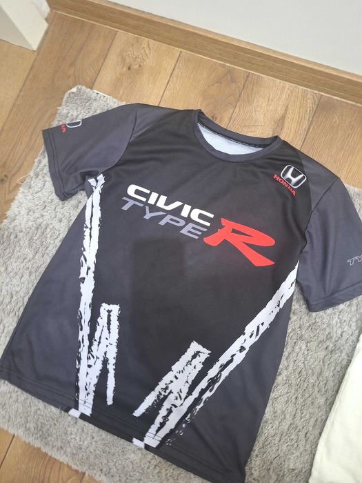 Нови тениски 7 броя