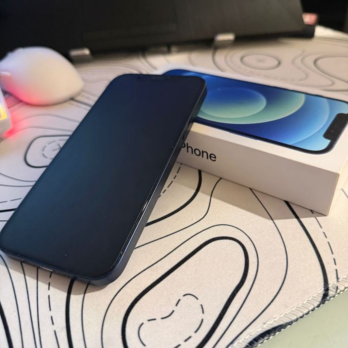 Iphone 12 читаите описание