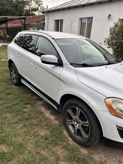 VOLVO XC60 2012 — imagine 3