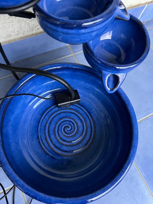 Fantana - cascada solara de gradina si terasa