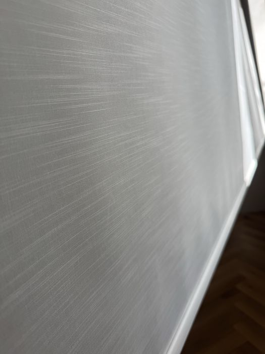 Ролерна щора за стена