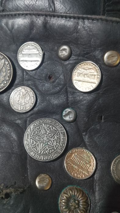 Monede vechi de colecție