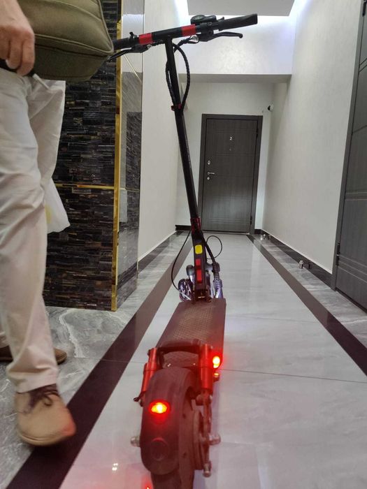 Электросамокат Joyor G1