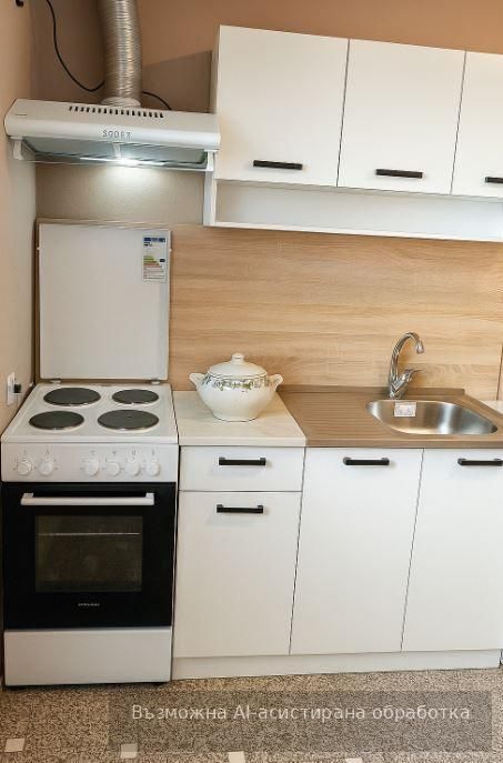 Тристаен апартамент  в гр.Варна, Колхозен пазар!