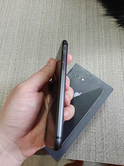 iPhone 8 64 black