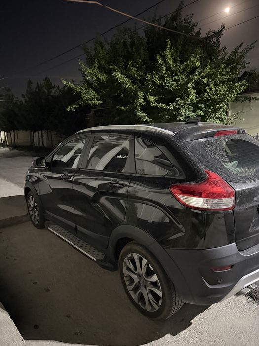 Lada Xray cros 2021 aftomat