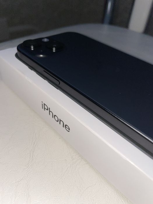 Продам IPhone 15