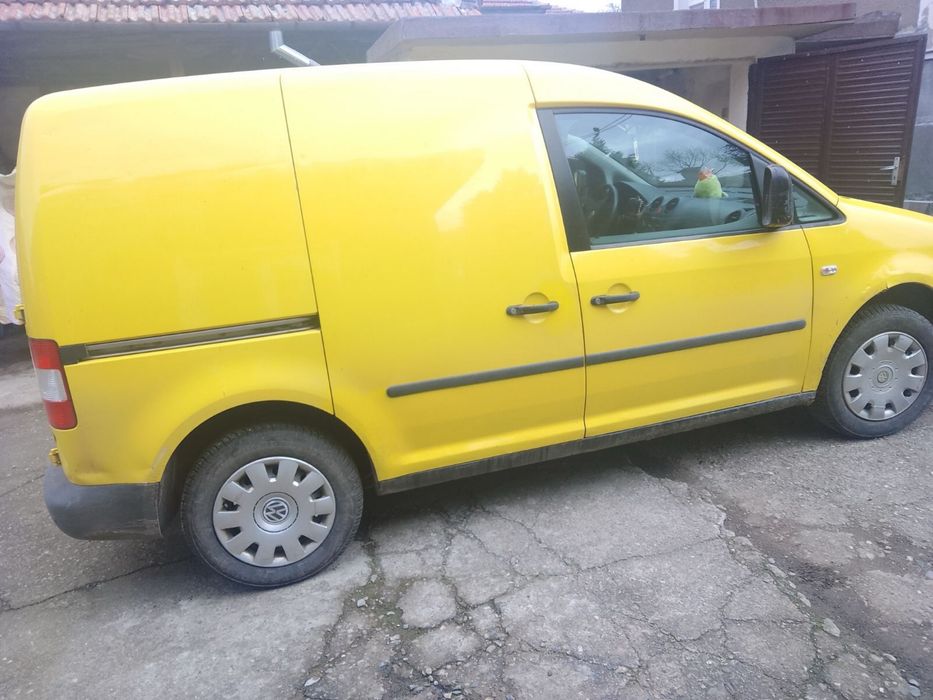 Продавам VW Caddy 2007