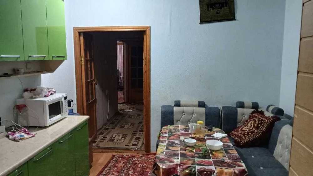 4/1/5, 1-этаж, 2та Мошинага жой бор (+подвол, +орқа ховли)