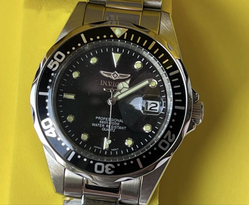 Invicta Pro Diver Quartz Black Dial