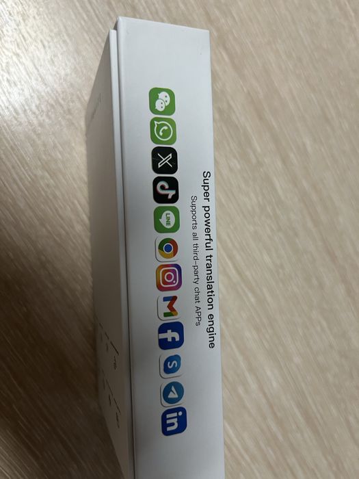 Умный AI-переводчик LEDISTAR Celer Talk LT-60Pro