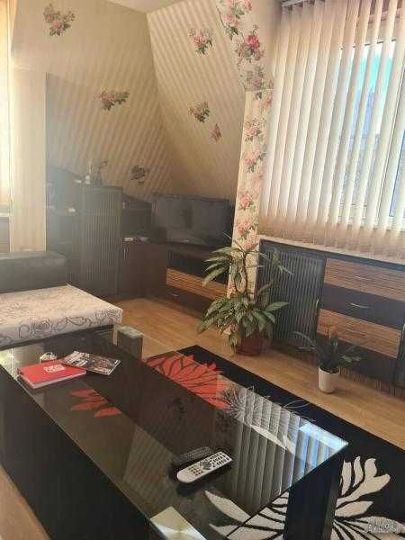 Дава се под наем Двустаен апартамент в Бургас, Лазур - 60 кв.м за 306 € - Снимка #8