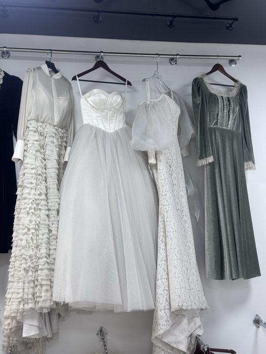 Той көйлектері барлығы сатылады