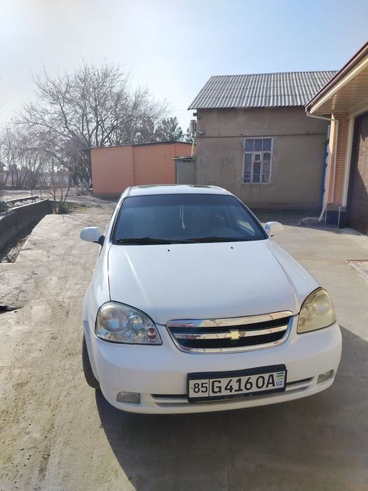 Chevrolet lasetti в хорошом состоянии