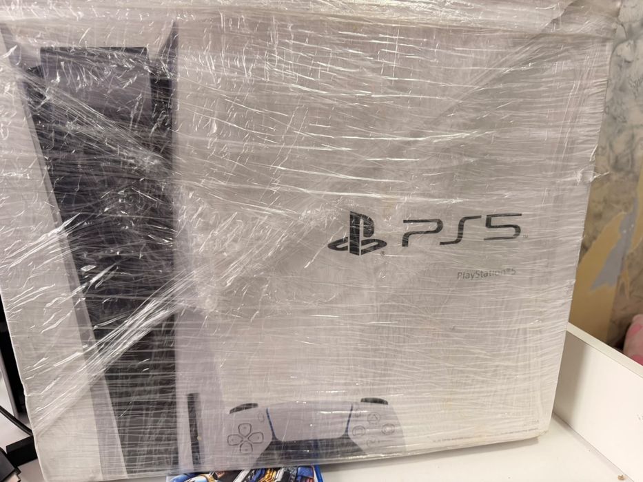 Продам плейстейшен 5 с играми
