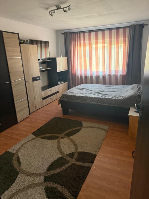 Apartament 2 camere Plopilor sau schimb cu duplex in Floresti