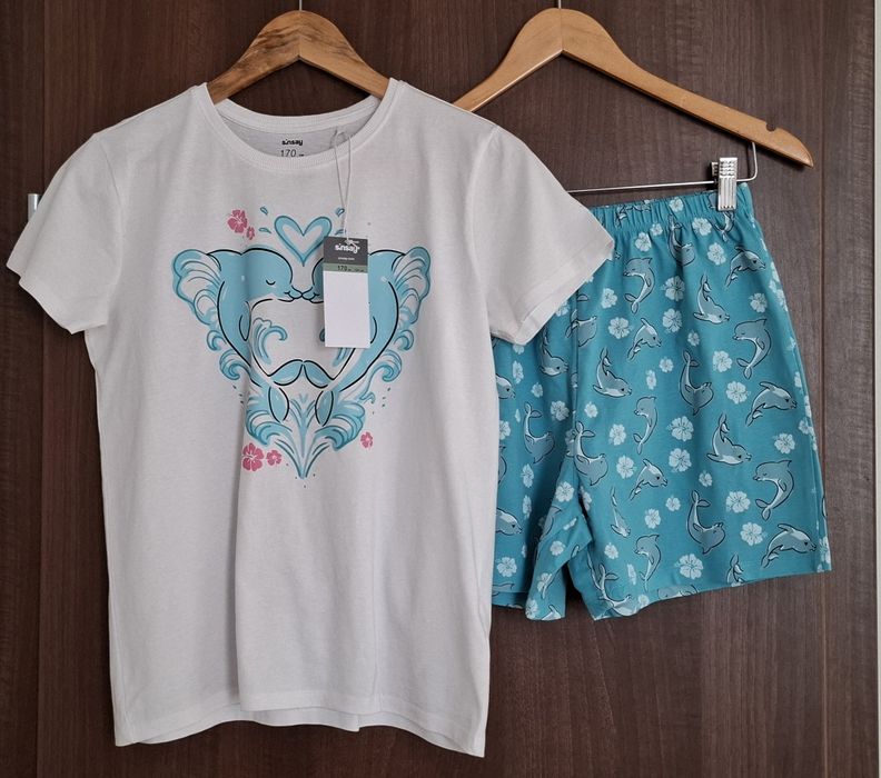 НОВИ Детски пижами и нощница за момиче на SINSAY