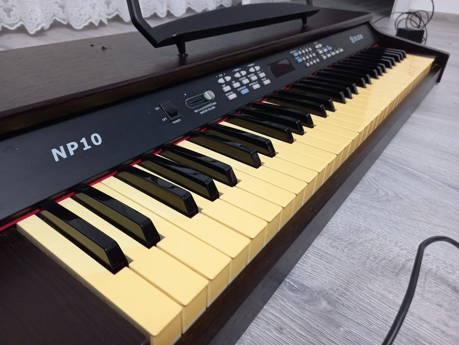 Pian electronic 61clape Delson