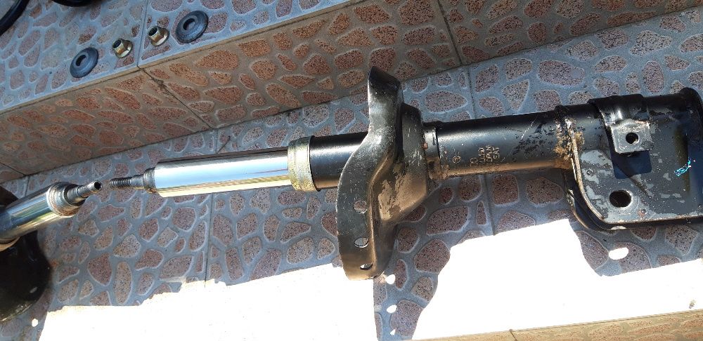 Амортисьори  и пружини предни Subaru Impreza STI Blobeye/hawkeye